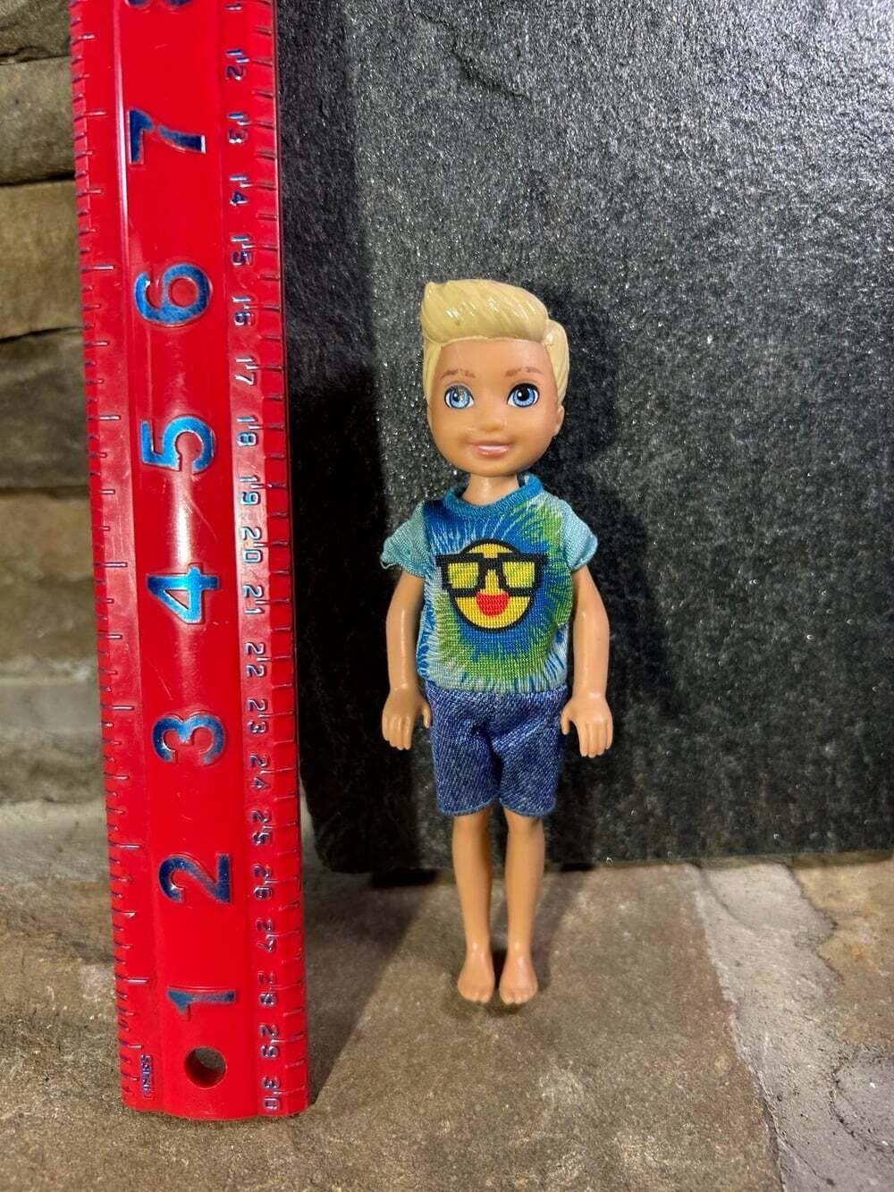 Barbie Club 2016 Chelsea Blonde Boy Doll Tie Dye Emoji Smiley Face FRL83 RARE
